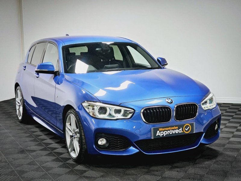 BMW 1 SERIES