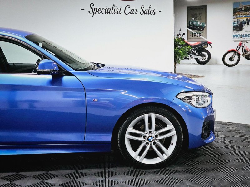BMW 1 SERIES