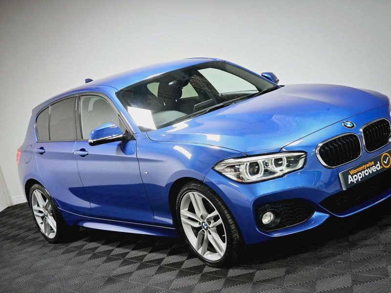 BMW 1 SERIES