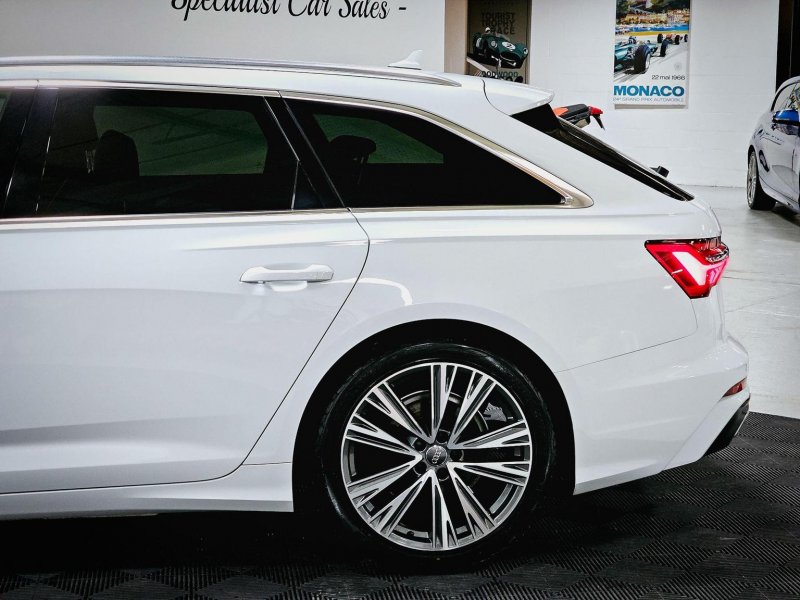 AUDI A6 AVANT