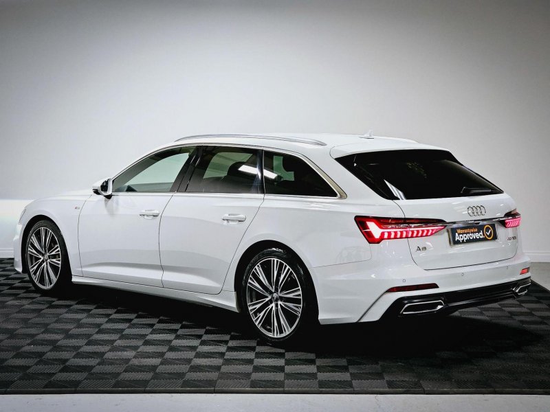 AUDI A6 AVANT