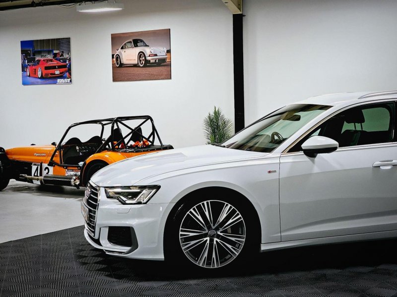 AUDI A6 AVANT