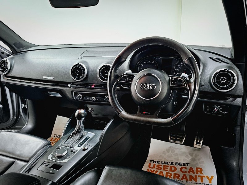 AUDI RS3