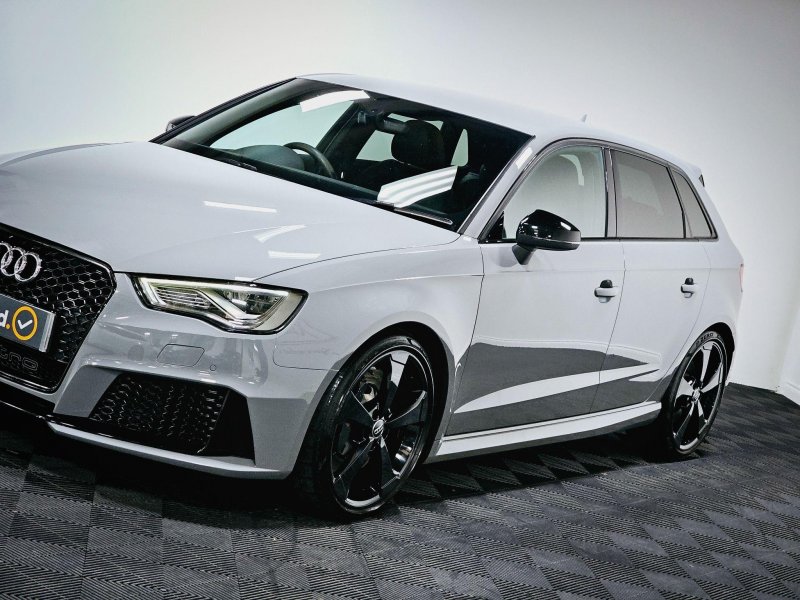 AUDI RS3