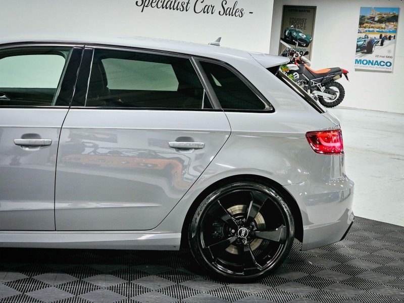 AUDI RS3