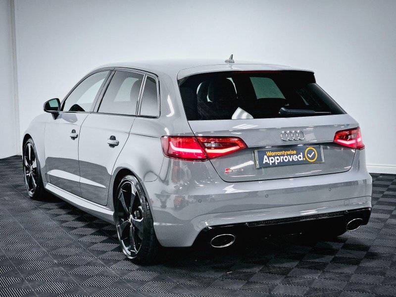 AUDI RS3