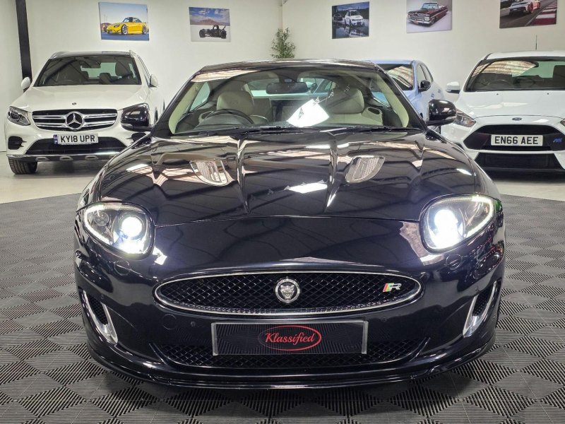 JAGUAR XKR