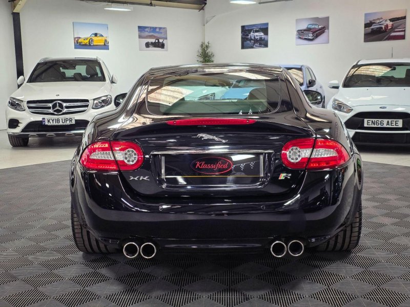 JAGUAR XKR