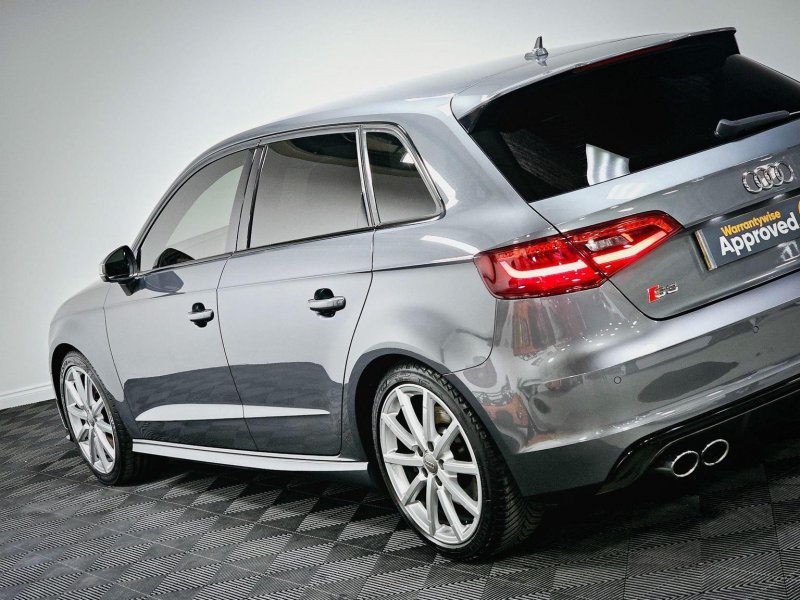 AUDI S3