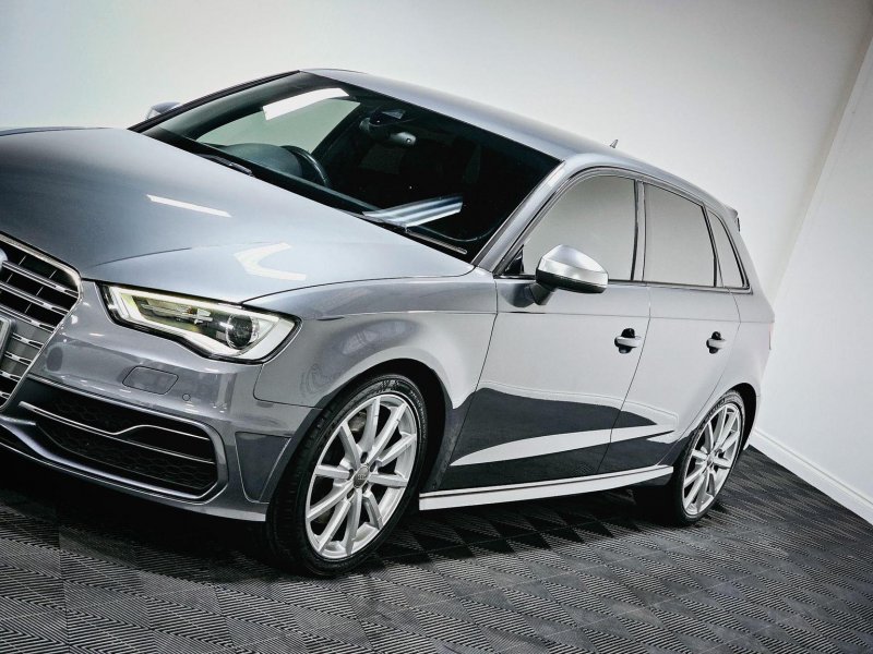 AUDI S3