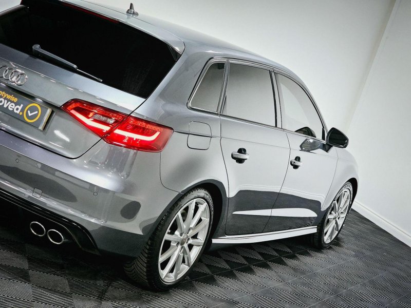 AUDI S3