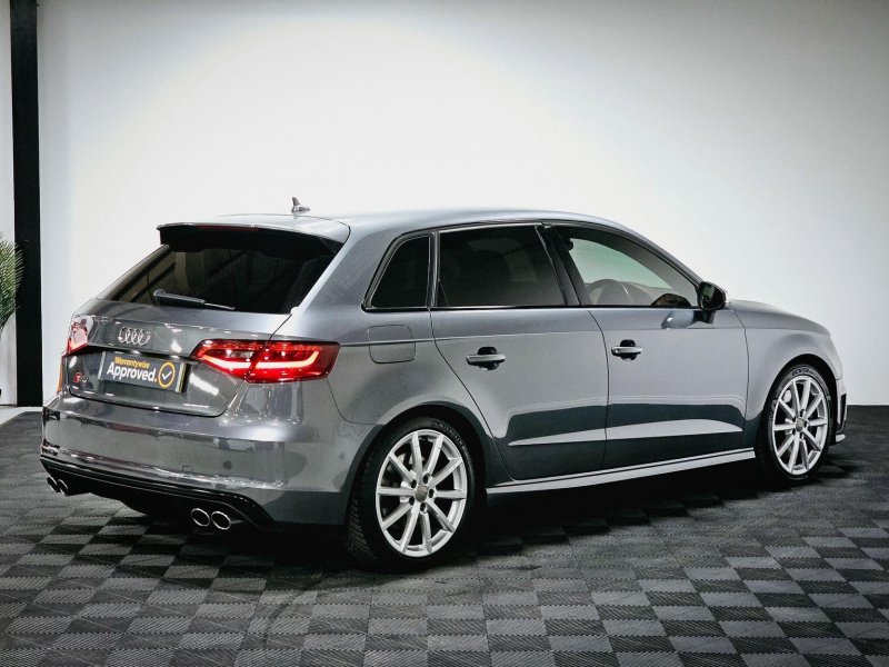 AUDI S3