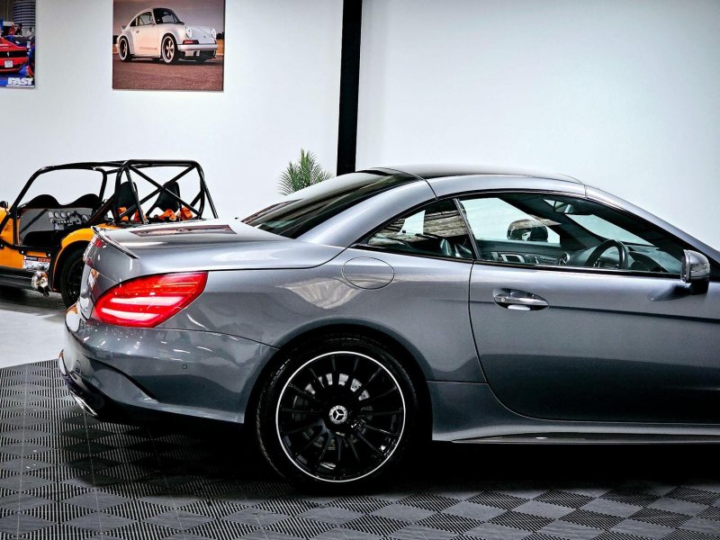 MERCEDES-BENZ SL