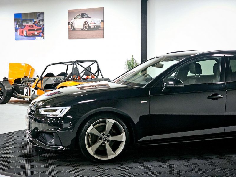 AUDI A4 AVANT