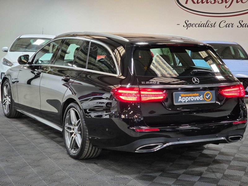 MERCEDES-BENZ E CLASS