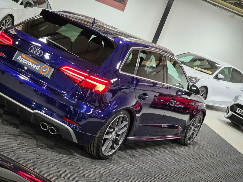 AUDI S3