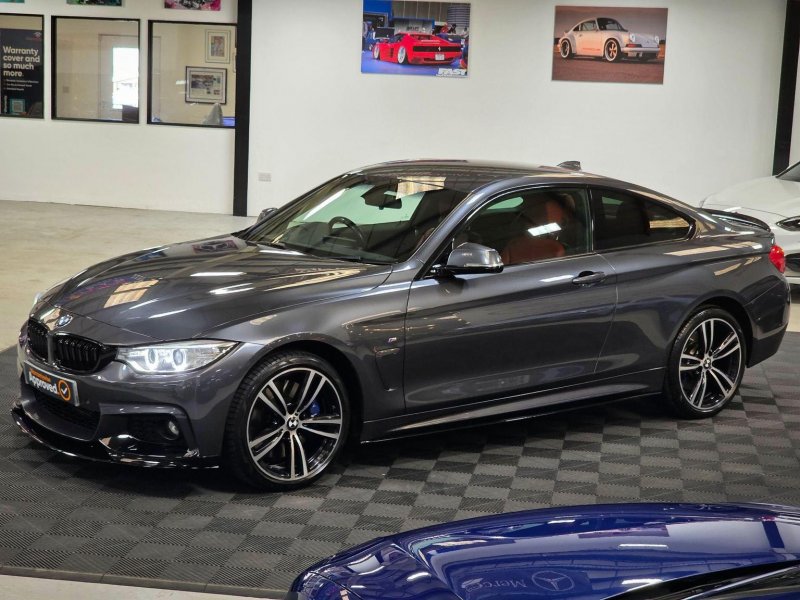 BMW 4 SERIES