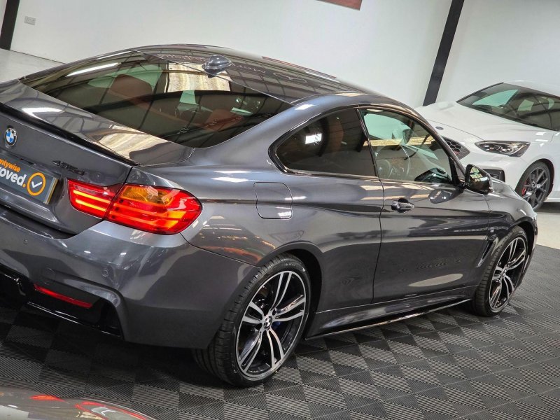 BMW 4 SERIES