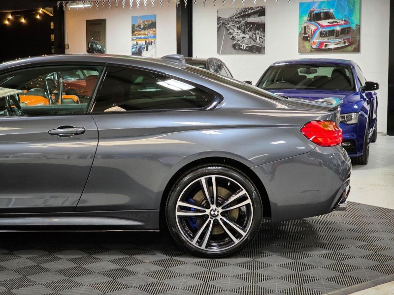 BMW 4 SERIES