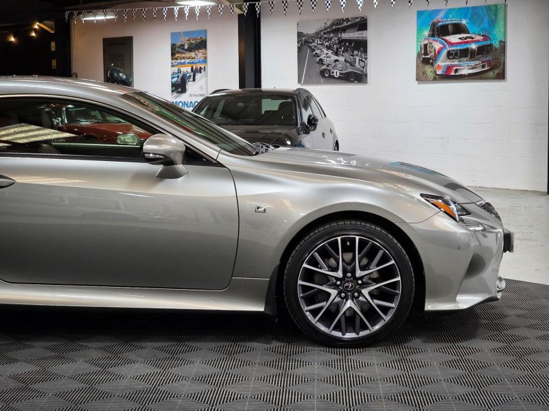 LEXUS RC