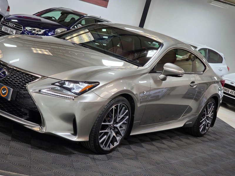 LEXUS RC
