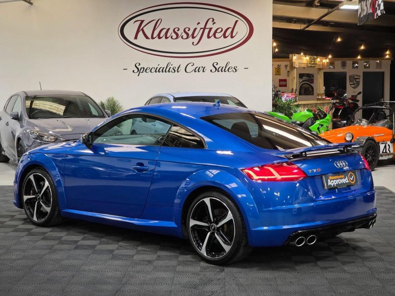 AUDI TTS