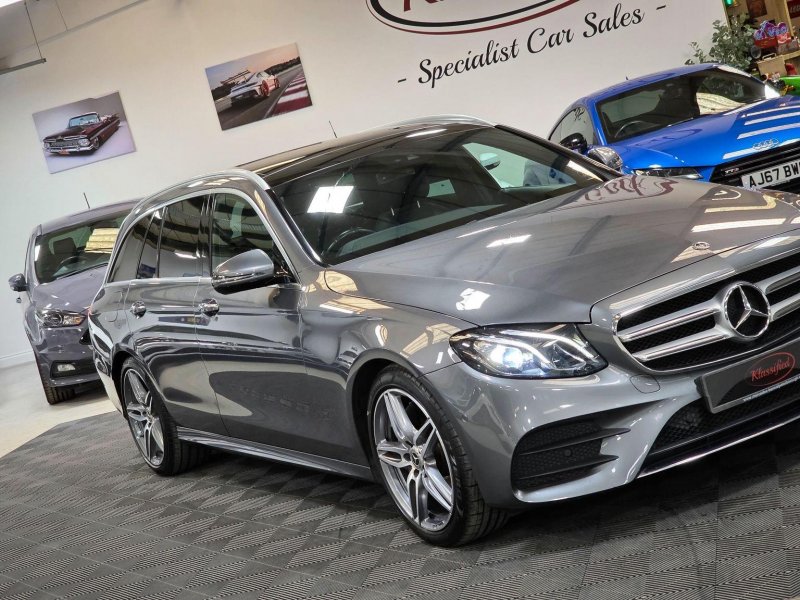 MERCEDES-BENZ E CLASS