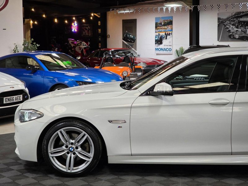 BMW 5 SERIES