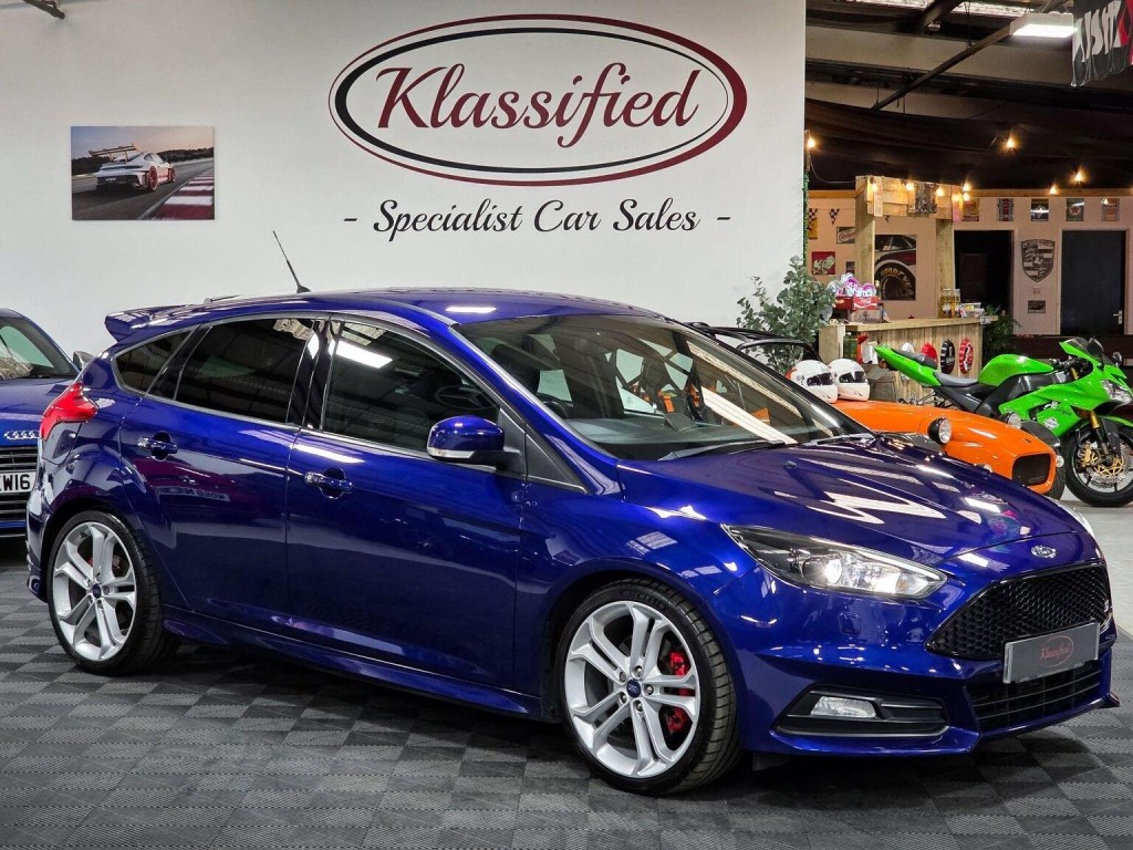 SOLD - Used FORD FOCUS 2015 Blue in Rugby, Warwickshire | Klassified Cars
